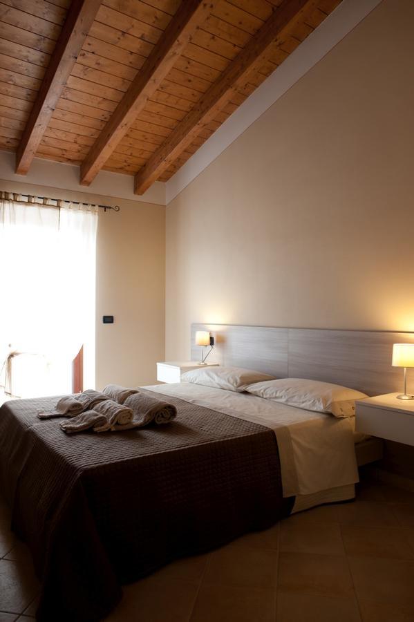 Al Borgo Alloggi Desenzano del Garda Luaran gambar